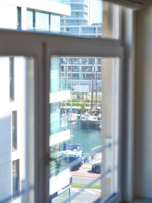 Hugo By The Harbor, Light-filled And Centrally Located - Free Parking *