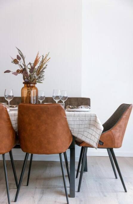Apartamento Hugo By The Harbor, Light-filled And Centrally Located - Free Parking *